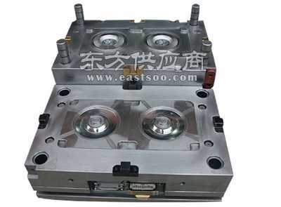 光電數碼車載產品的塑膠模具圖片